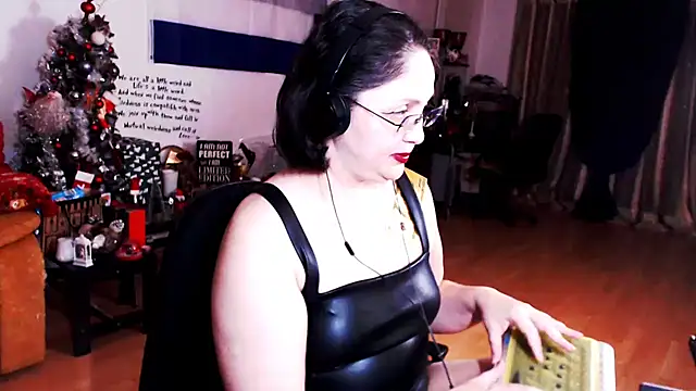 Imperatriza online show from 02-06-25, 03:37