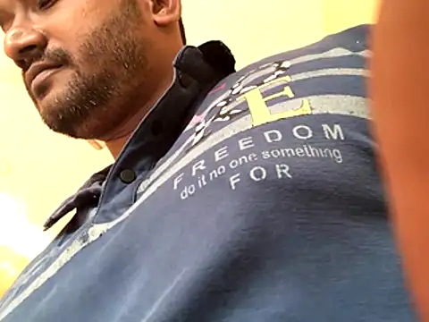 Snapshot of rabikumar1900 chatting on 11-18-25, 08:52 rabikumar1900 online show from 11-18-25, 08:52