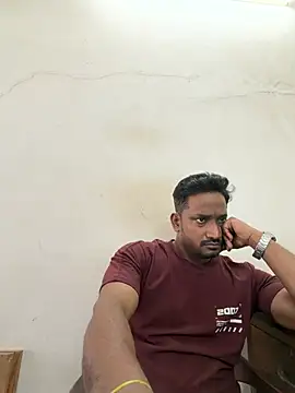 Snapshot of rabikumar1900 chatting on 07-12-26, 12:29 rabikumar1900 online show from 07-12-26, 12:29