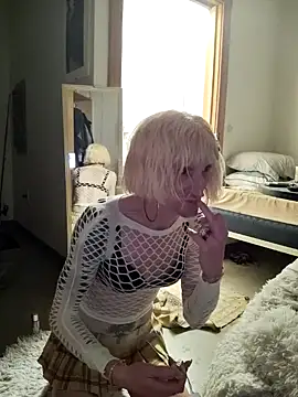 Snapshot of BirdmanJR11th chatting on 11-02-25, 11:23 BirdmanJR11th online show from 11-02-25, 11:23