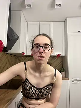 MartiniiSelenna online show from 04-09-26, 05:51