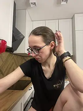 MartiniiSelenna online show from 04-10-26, 05:56