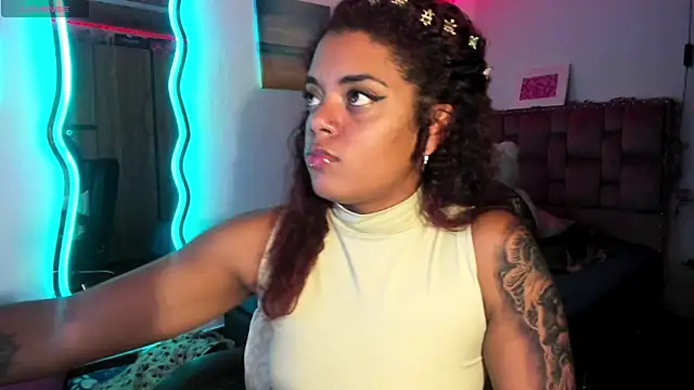 ladyrd1 online show from 01-11-25, 08:00