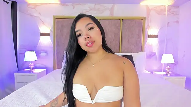 MarianaGarciaa   online show from 03-25-26, 06:14