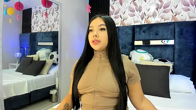 MarianaGarciaa   online show from 06-30-26, 07:04