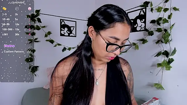 melanieecox online show from 09-24-25, 09:51