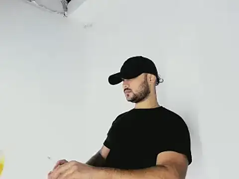 Snapshot of Sebas-hott chatting on 10-24-25, 10:39 Sebas-hott online show from 10-24-25, 10:39