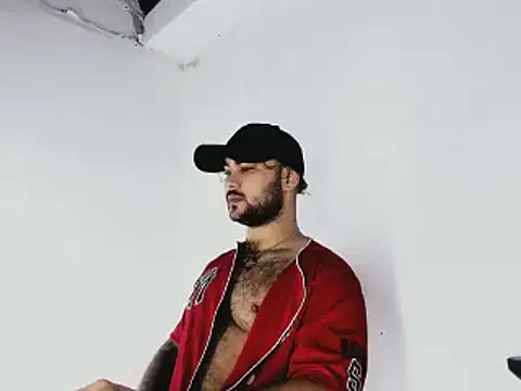 Snapshot of Sebas-hott chatting on 10-26-25, 11:09 Sebas-hott online show from 10-26-25, 11:09