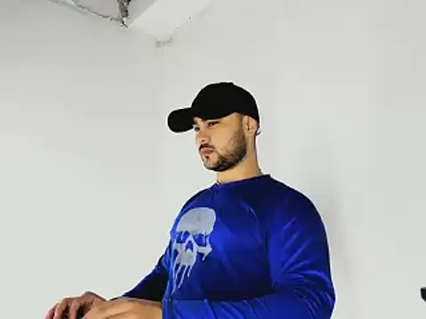 Snapshot of Sebas-hott chatting on 11-05-25, 09:26 Sebas-hott online show from 11-05-25, 09:26