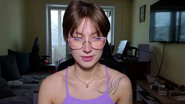 MalvinaBlum online show from 02-17-26, 07:49