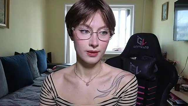 MalvinaBlum online show from 04-19-26, 04:23