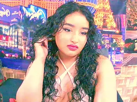 Snapshot of IndianAngel4u chatting on 10-10-25, 05:28 IndianAngel4u online show from 10-10-25, 05:28