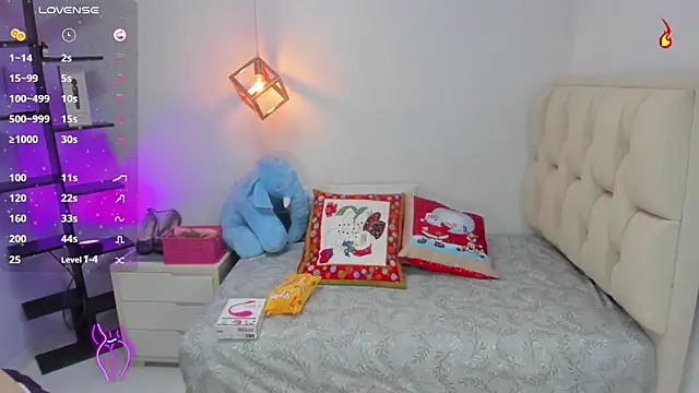 Snapshot of nailah_love1 chatting on 12-16-24, 12:27 nailah love1 online show from 12-16-24, 12:27