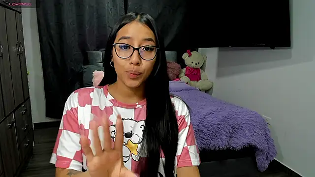 Snapshot of isa_bellaa0 chatting on 12-31-24, 08:37 isa bellaa0 online show from 12-31-24, 08:37