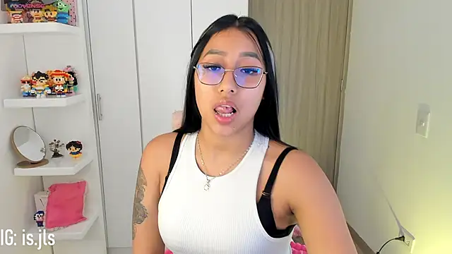 Snapshot of isa_bellaa0 chatting on 10-04-25, 12:41 isa bellaa0 online show from 10-04-25, 12:41