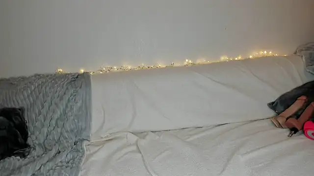 Snapshot of Mlleeffy chatting on 12-04-25, 09:12 Mlleeffy online show from 12-04-25, 09:12