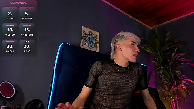 Angel Snowhotxxx online show from 05-21-26, 03:35