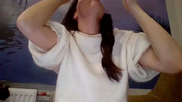 AliceTailor online show from 12-15-25, 03:05