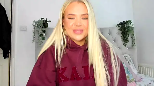 Alexia-Lee online show from 02-07-25, 10:40