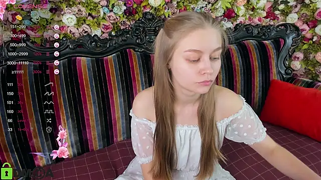 Snapshot of Polumna_cute chatting on 12-11-24, 12:44 Polumna cute online show from 12-11-24, 12:44