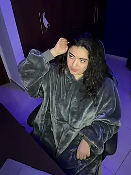 Ales Kitten online show from 03-12-25, 04:51