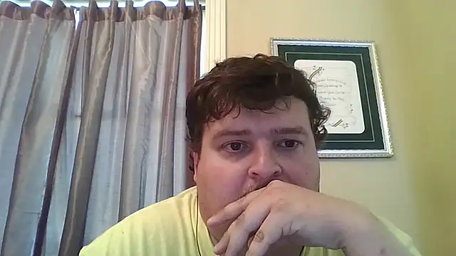 Snapshot of YelpedAverting chatting on 09-19-25, 07:03 YelpedAverting online show from 09-19-25, 07:03