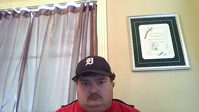 Snapshot of YelpedAverting chatting on 10-10-25, 07:57 YelpedAverting online show from 10-10-25, 07:57