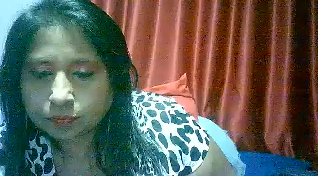 Snapshot of raniofsex02 chatting on 02-15-25, 07:28 raniofsex02 online show from 02-15-25, 07:28