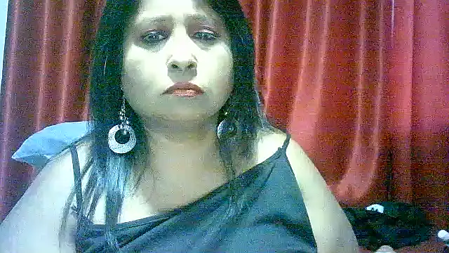 Snapshot of raniofsex02 chatting on 02-20-25, 04:28 raniofsex02 online show from 02-20-25, 04:28