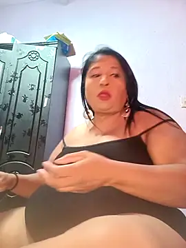 Snapshot of raniofsex02 chatting on 02-24-25, 10:48 raniofsex02 online show from 02-24-25, 10:48