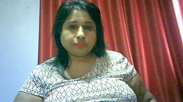 Snapshot of raniofsex02 chatting on 09-22-25, 11:23 raniofsex02 online show from 09-22-25, 11:23