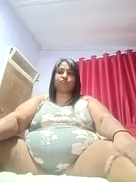 Snapshot of raniofsex02 chatting on 09-24-25, 03:37 raniofsex02 online show from 09-24-25, 03:37