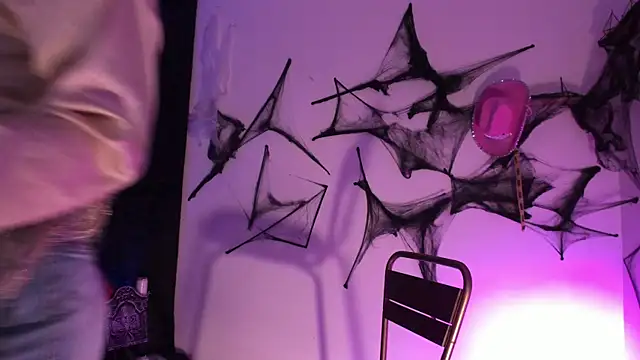 penny sweett  online show from 10-12-25, 11:26