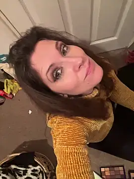 Snapshot of Lwhite1 chatting on 01-31-25, 11:56 Lwhite1 online show from 01-31-25, 11:56