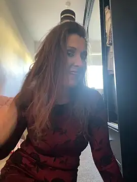 Snapshot of Lwhite1 chatting on 09-22-25, 03:25 Lwhite1 online show from 09-22-25, 03:25