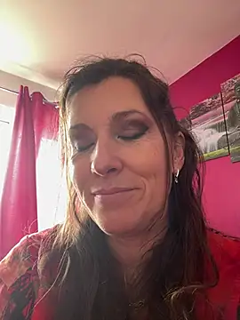 Lwhite1 online show from 04-04-26, 02:25