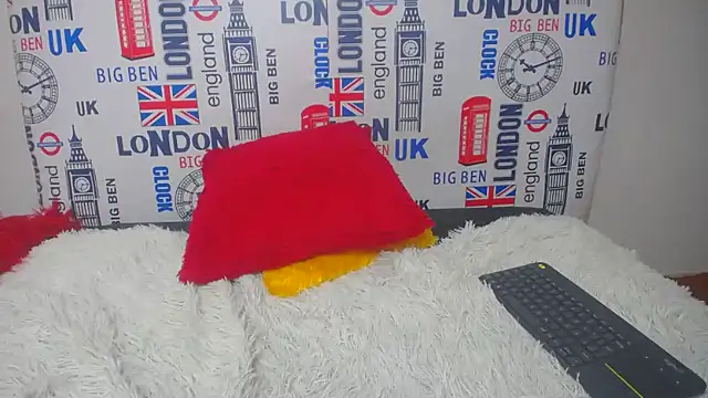 Snapshot of merlinaadams_ chatting on 02-18-25, 10:58 merlinaadams  online show from 02-18-25, 10:58