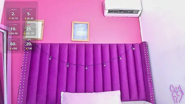 littleebonny online show from 04-11-26, 12:20