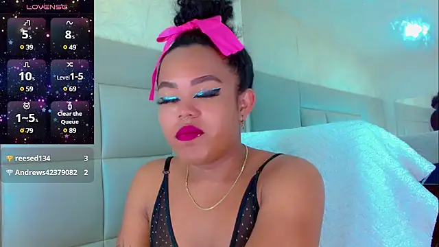 KayleighDreams  online show from 03-11-25, 12:17