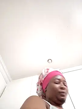 CocoBootyyy online show from 02-04-26, 04:02