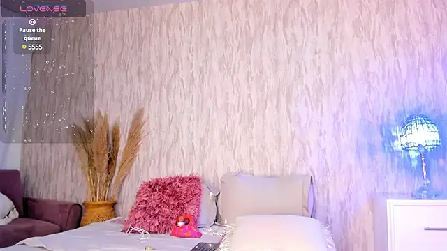 emily parkerr online show from 01-14-25, 01:47