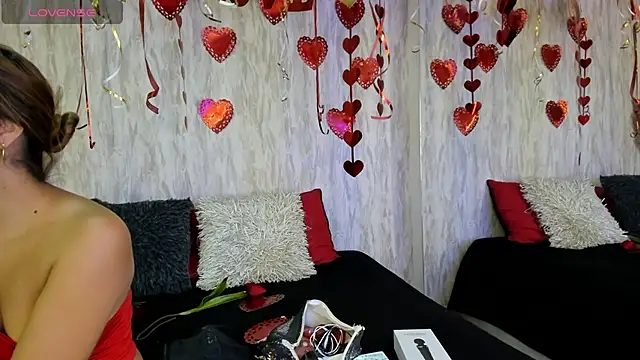 emily parkerr online show from 02-12-25, 01:06