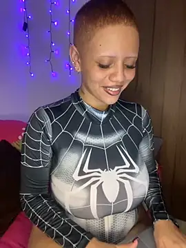 Snapshot of Charlotee_ chatting on 11-01-25, 06:26 Charlotee online show from 11-01-25, 06:26