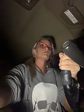 vixendoll87 online show from 11-16-25, 12:16