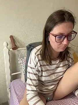 BeatriceTender online show from 04-26-26, 07:44