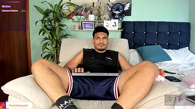 Snapshot of Neganhot_ chatting on 07-29-26, 10:30 Neganhot online show from 07-29-26, 10:30