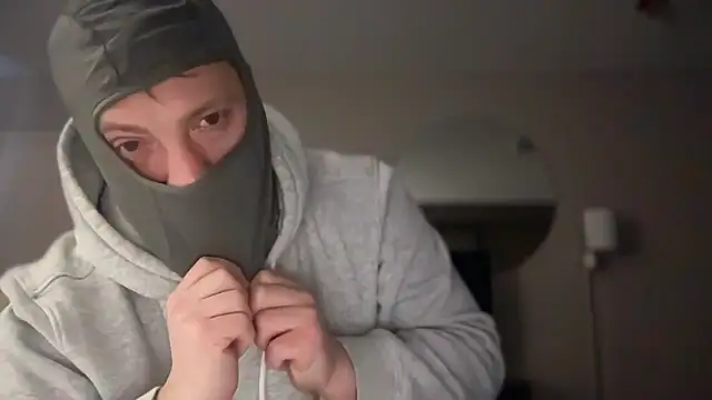 Snapshot of adamseed69 chatting on 01-11-26, 01:16 adamseed69 online show from 01-11-26, 01:16