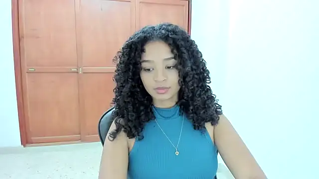 Snapshot of avellanatammy chatting on 12-10-24, 12:17 avellanatammy online show from 12-10-24, 12:17