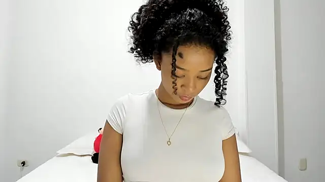 Snapshot of avellanatammy chatting on 12-11-24, 03:24 avellanatammy online show from 12-11-24, 03:24