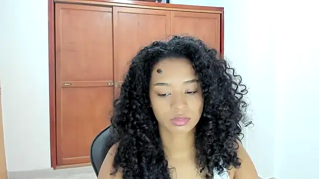 Snapshot of avellanatammy chatting on 12-29-24, 12:30 avellanatammy online show from 12-29-24, 12:30